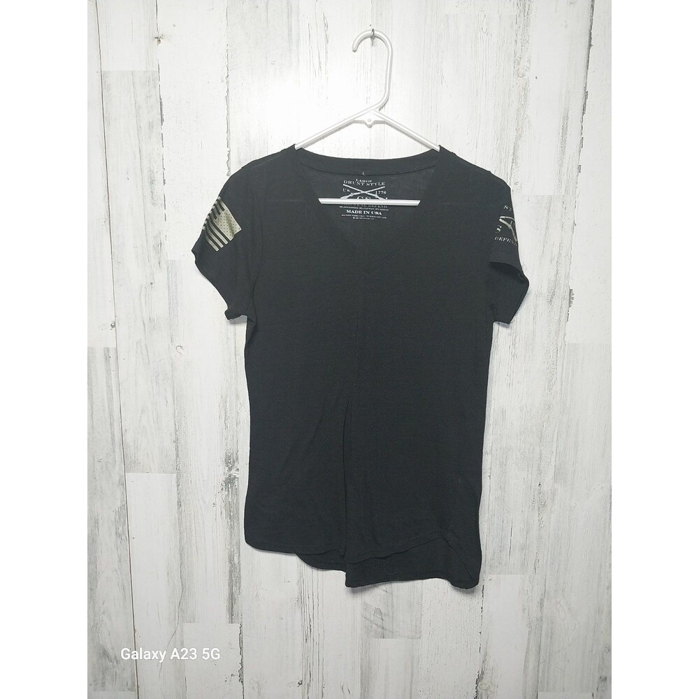 Grunt Style Women's Large Black V Neck Tee